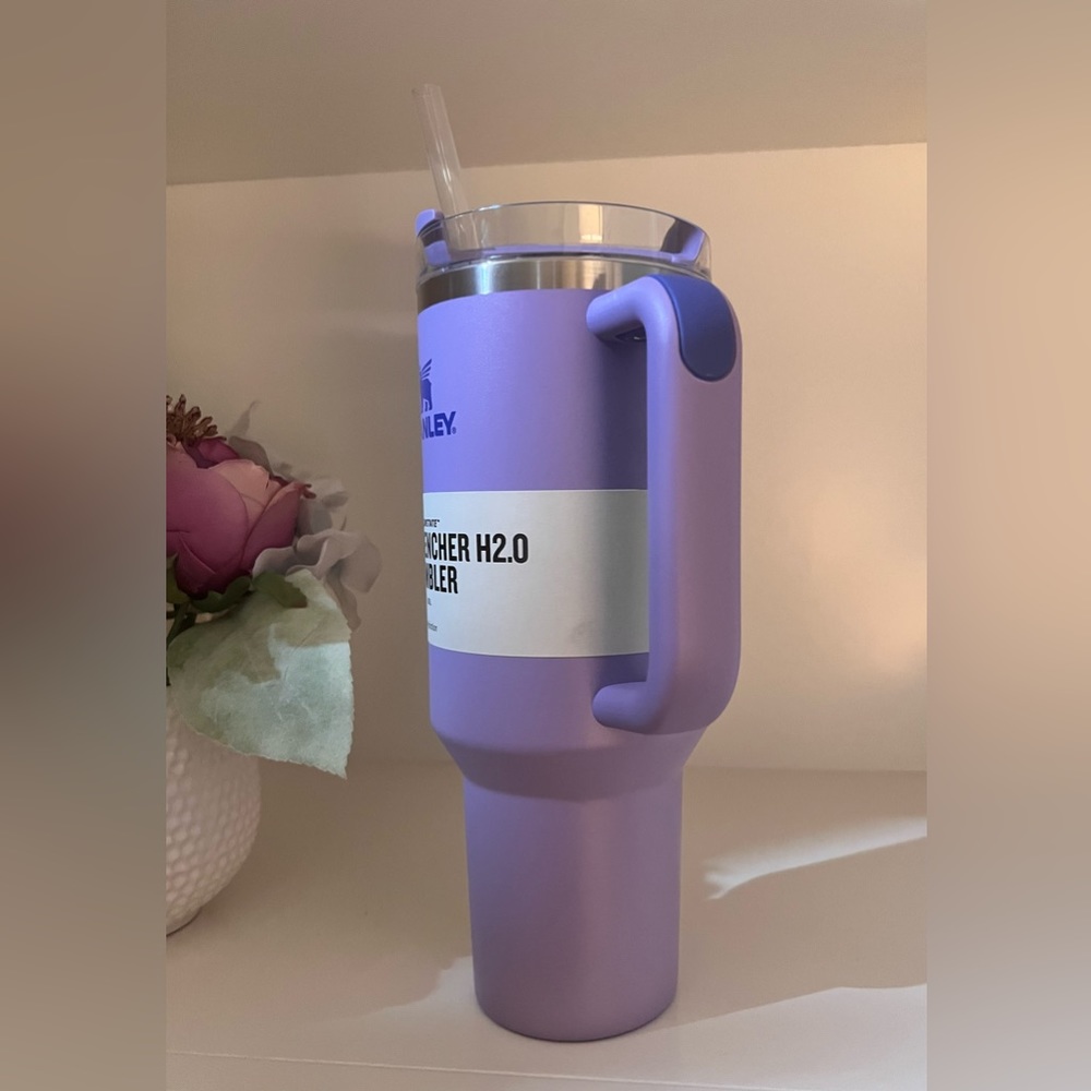 🎉LAST PIECE🎉Stanley 40 oz. Quencher H2.0 FlowState Tumbler‎ Lavender - Picture 2 of 6
